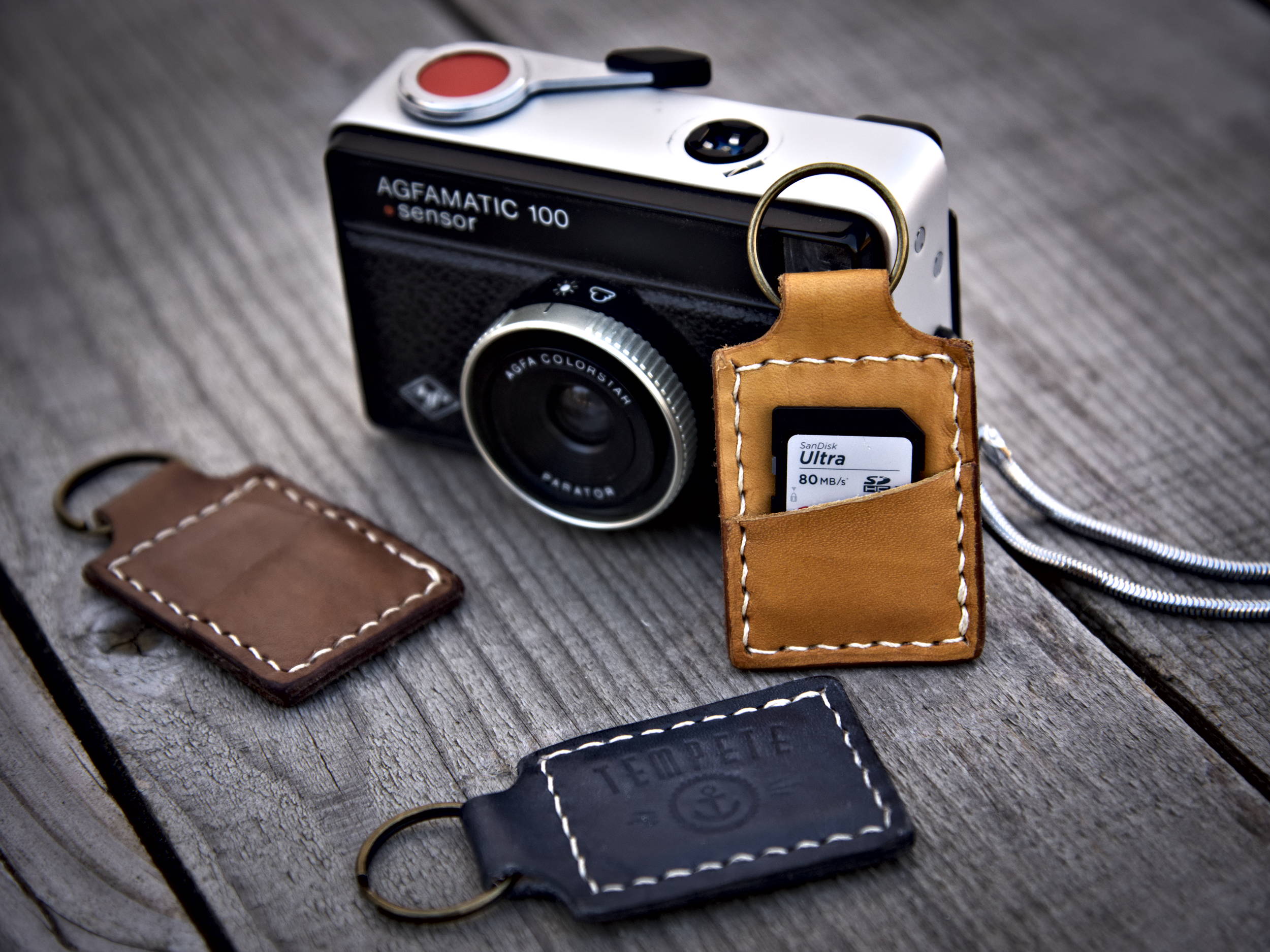 Étui de carte SD personnalisé, porte-carte SD en cuir, pochette de
